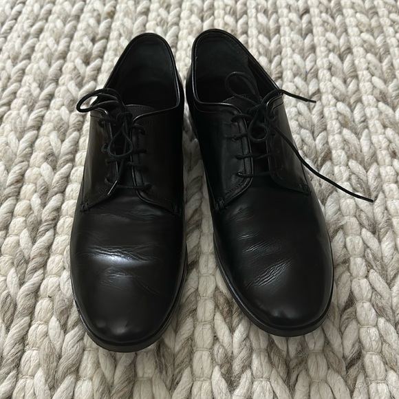 Vince Leather Shoes - Picture 1 of 7